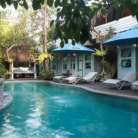 Kosta Hostel Seminyak Zewnętrze zdjęcie