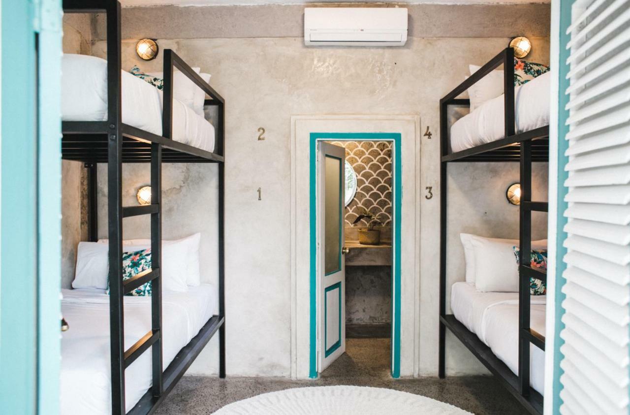 Kosta Hostel Seminyak Zewnętrze zdjęcie