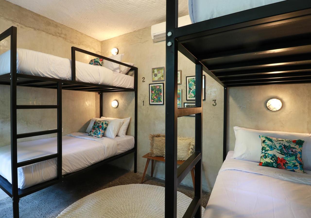 Kosta Hostel Seminyak Zewnętrze zdjęcie