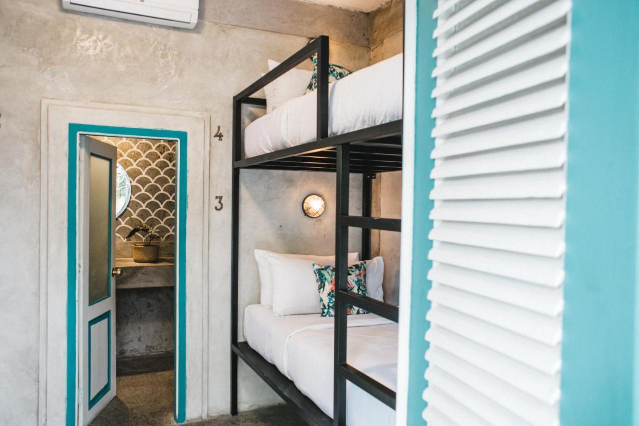 Kosta Hostel Seminyak Zewnętrze zdjęcie